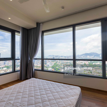 Rare in market, High floor corner unit for rent