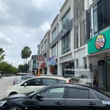 3 Storey shop for Sale in Taman Equine