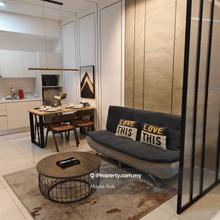 Fully furnished Ready to move in unit in KLCC 