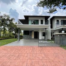 Semi-D house for Sale