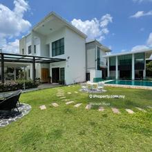2 Storey Bungalow @ Corner Unit @ Freehold @ Gated and Guarded