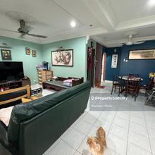Well maintained @ Freehold @ Renovated @ Gated & guarded 
