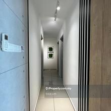 Worth for investment town Freehold Aparment 