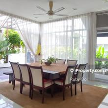 Beautiful Renovated Home. Clubhouse Facilities. 24hr Security