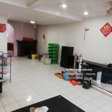 Terrace house for Sale