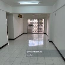 Vista saujana unit for rent