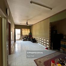 Taman Suria Townhouse Low Density Ground Floor Well Kept Aman Suria