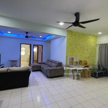 Well kept and renovated unit 