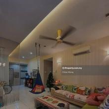 Fully furnished Renovated Freehold Strata Ready