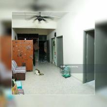 High floor shop apartment 