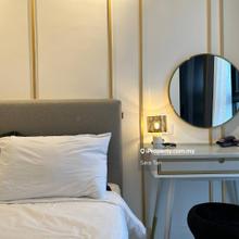 Nice unit tastefully furnished.