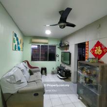Lestari Apartment, Damansara Damai