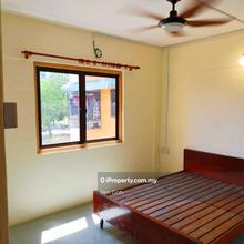 Renovated Partly Furnished 2 room flat at Blok J2 for Rent