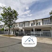 Freehold Brand New Gated & Guarded 24/7 Security Peaceful Environment
