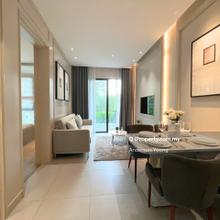 MRT walking Distance 50m with Free Furnished & High ROI% !