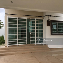 Semi-D house for Sale