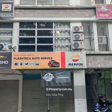 Ground Floor Intermediate Shoplot For Rent! at Batu Kawa, Near Emart