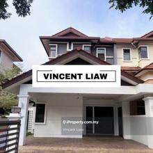 2.5 storey Semi d with Greenery View