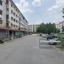 Bandar Tasik Kesuma Shop For Sale