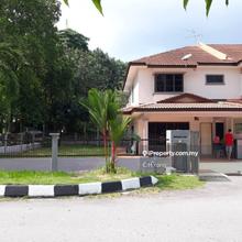 Big land corner 2 storey house for sale