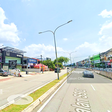 Exclusive Renovated Commercial Semi D at Damansara Utama Uptown