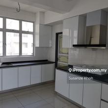 Good Deal Unit , Free Kitchen