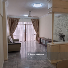 Kl city view. Low density. Bangsar 2 bedrooms. Well kept. Walk to MRT