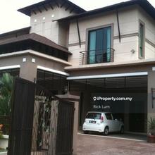 Tropicana Golf & Country Jewel. Inbuilt pool. Golf Course view. 