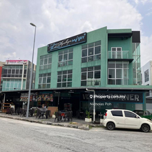 Medan Meru Bestari Kedai Banglo