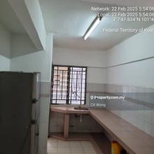 Big Unit with 3 Rooms (Unfurnish)