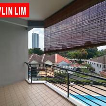 Well maintained unit; Convenient Location ; Good Environment
