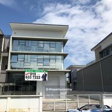 Limited Clean & Well Kept Semi-D factory for Rent