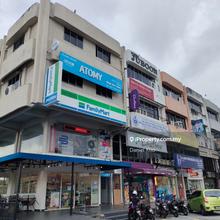 Ground floor Shop Taman Chi Liung Klang for rent  (facing main road) 