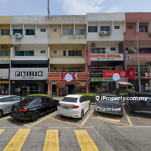 Prime row at Uptown Damansara. Inner Square. Highly limited.
