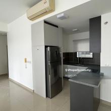 Lakeville Residence fully furnished 3bed 2bathroom facing facilities