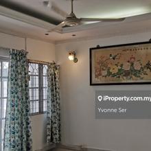 Partly furnished link house for rent at USJ 11 
