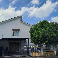 Fully Renovated Pearl Villa Townhouse ( Corner lot with Extra land)