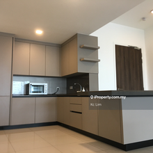 Mid floor good condition near to garden school