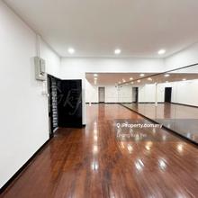 Situated in a convenient location, close to all local amenities