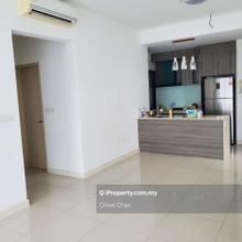V Residence 2 @ Sunway Velocity 931sf 2r2b Brand New Corner Unit Sale