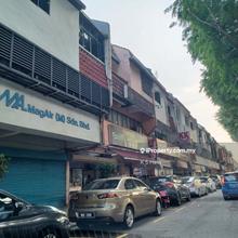 Ground floor shop lot for rent,Taman Tun,25x75,high human traffic area