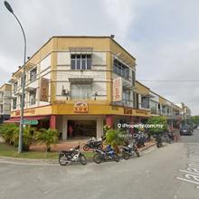 Hicom-Glenmarie Shah Alam  3 Storey Corner Shop