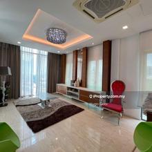 Modern Facade Come Private Pool, Garden&Lift, Easy Access Shops