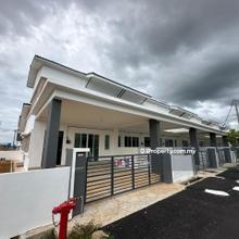 Rumah Teres 2 Tingkat di Kuala Ketil