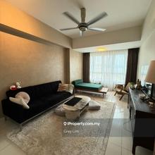 Tiffani Kiara High Floor