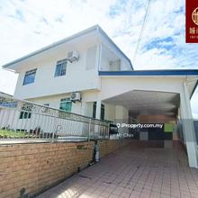 Double Storey Bungalow, Lopeng Miri