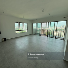 5 minutes to Midvalley Brand New Condo