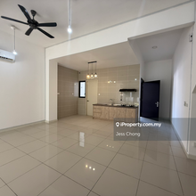 N'dira townhouse  lower unit for Rent