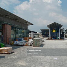 Industrial flat land at Jln Bukit Kemuning. Rental income Rm20k /month