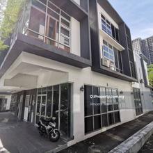3 Sty Semi D Shop 36x100 Taman Equine Park Seri Kembangan
